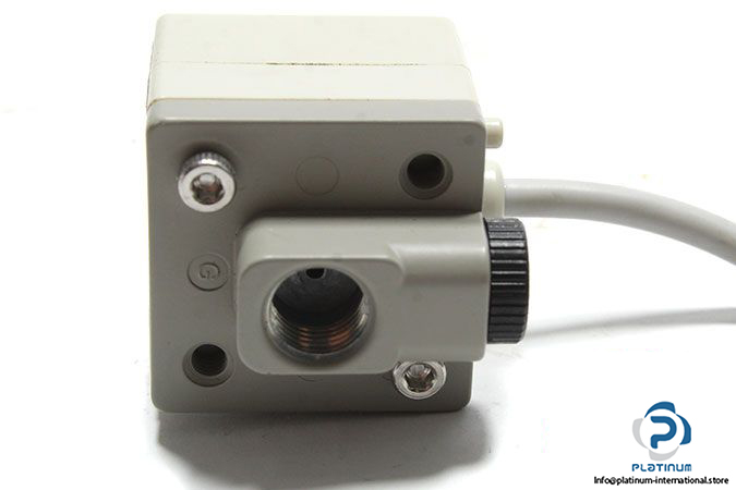 metal-work-9000600-digital-pressure-switch-2