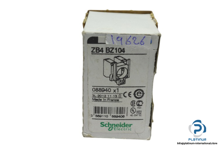 schneider-ZB4-BZ104-single-contact-block-with-body-fixing-collar-new-1