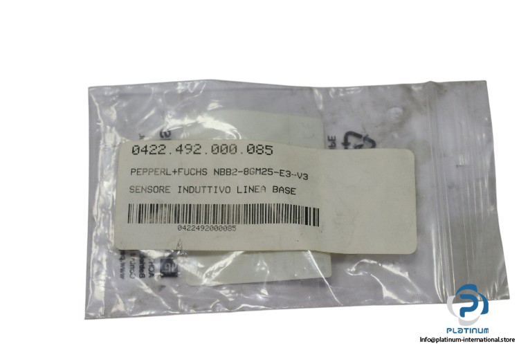 pepperl-fuchs-NBB2-8GM25-E3-V3-inductive-sensor-(new)-1