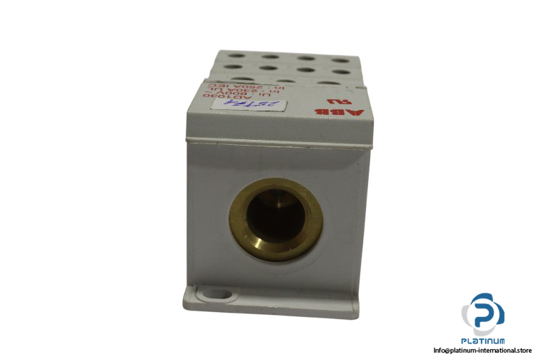 abb-AD1030-modular-divider-(used)-2