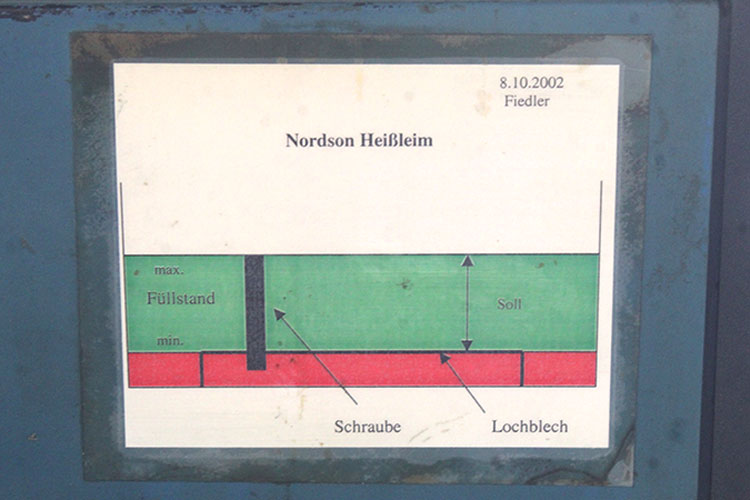 nordson-3400-2AA32_A-hot-melt-adhesive-glue-machine-(used)-5