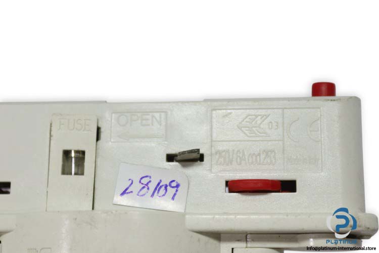 fosnova-253-electrical-adaptor-(used)-3