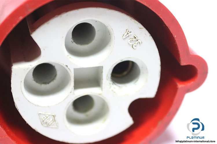 ilme-PE3264PV-Mobile-socket-outlet(used)-1
