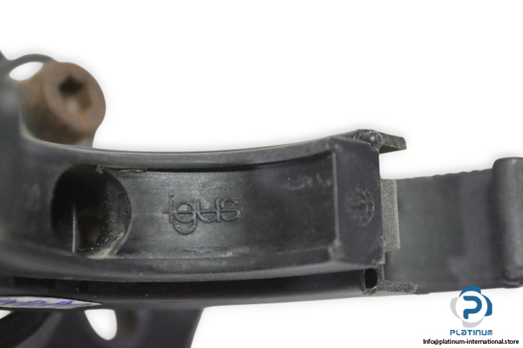 igus-TR.40.006-clamping-ring-used-2