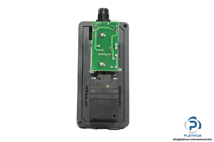 omc-PC150B-electropneumatic-converter-(New)-2
