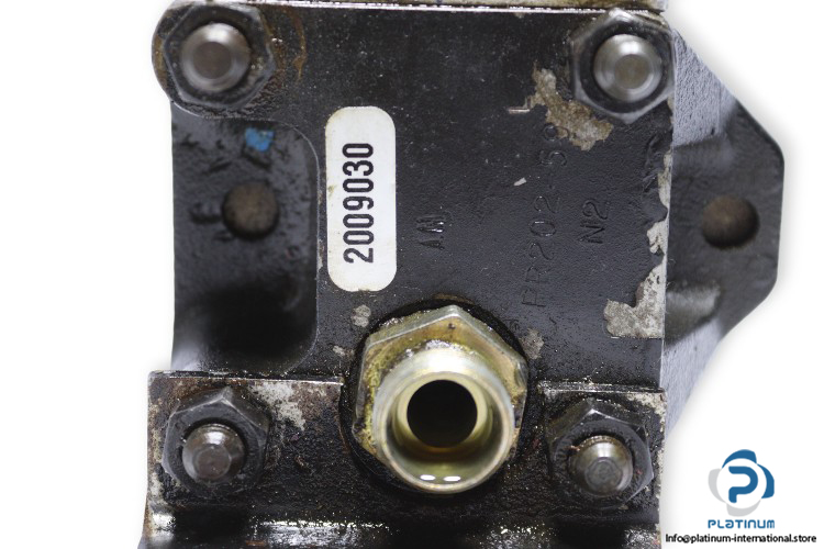 130006718-flow-divider-used-3