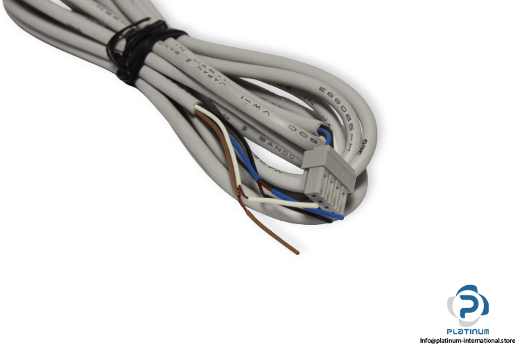 smc-PFM750-F01L-B-digital-flow-switch-new-4