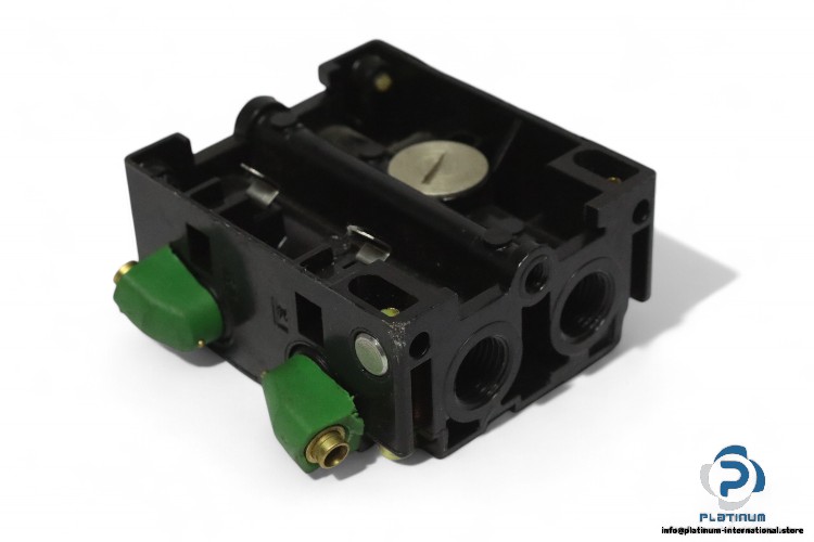 telemecanique-PVU_C34-directional-valve-base-unit-(Used)-1