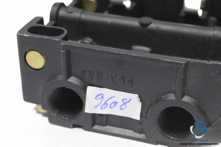telemecanique-PVU-C14-directional-valve-base-unit-(New)-2