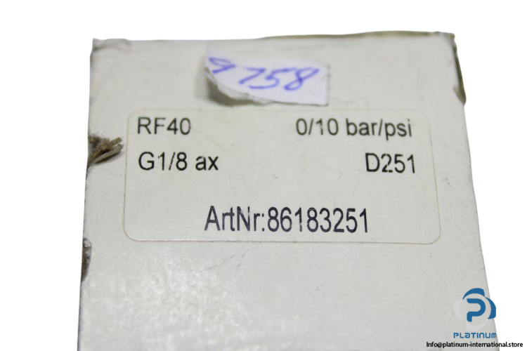 maximator-3301.2824-pressure-gauge-new-carton-2