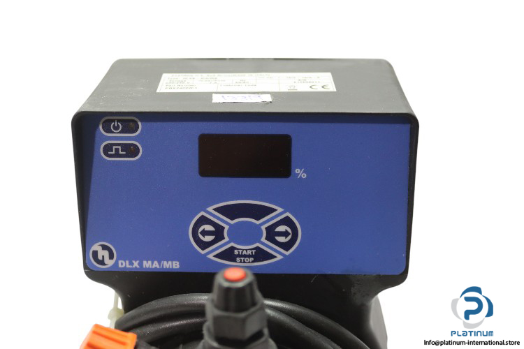 etatron-DLXB-MA_MB-digital-dosing-pump-with-manual-flow-rate-regulation-(New)-2
