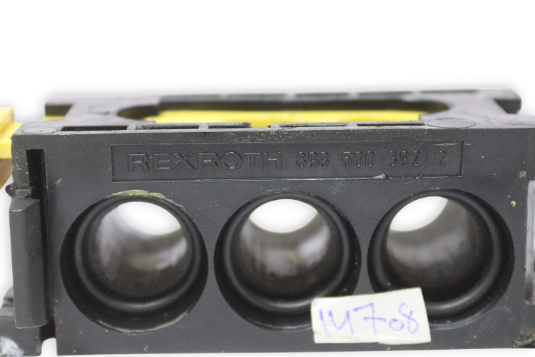 wabco-898-500-391-2-manifold-valve-used-1
