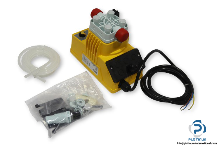 injecta-hybl5lnpvf001-electromagnetic-dosing-pump(new)-1