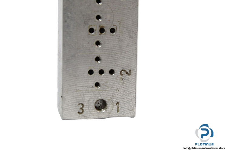 1825-503-500-manifold-block-(used)-2