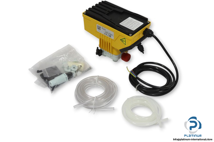 injecta-hybl5lnpvf001-electromagnetic-dosing-pump(new)-5