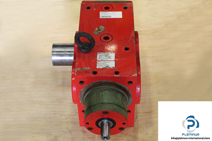 ms-graessner-ks40l-ratio-49-helical-bevel-gearbox-2