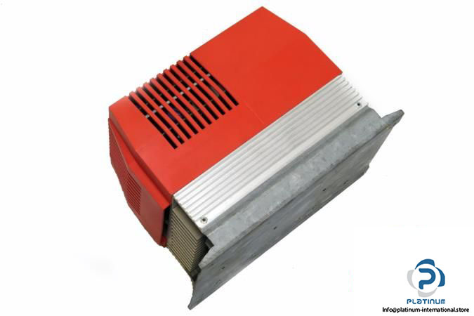 sew-movitrac-1006-403-4-00-inverter-drives4_675x450
