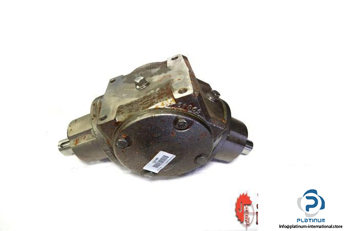 von-ruden-983468-bevel-gear-box4_675x450