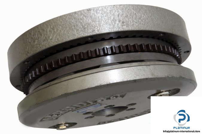 coremo-ocmea-vs73124_675x450