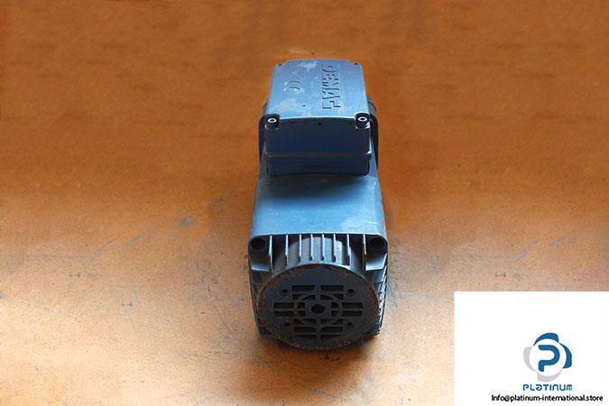 demag-zbf-63-a-2-cylindrical-rotor-motor4_675x450