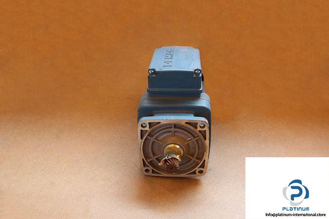 demag-zba-71-a-2-cylindrical-rotor-motor3_675x450