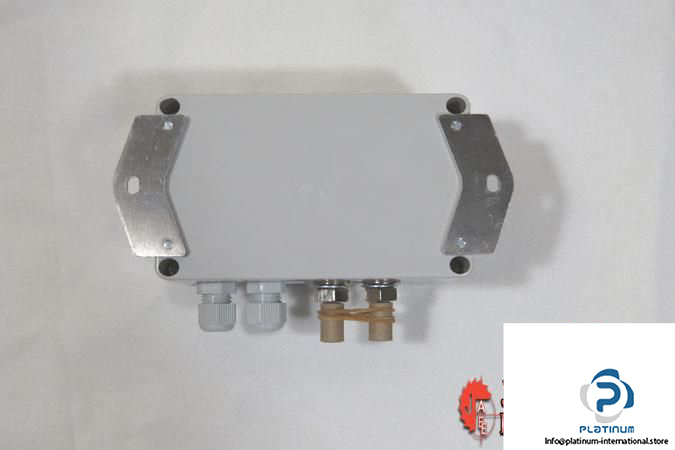 halstrup-walcher-ps-10-pressure-transducer4_675x450