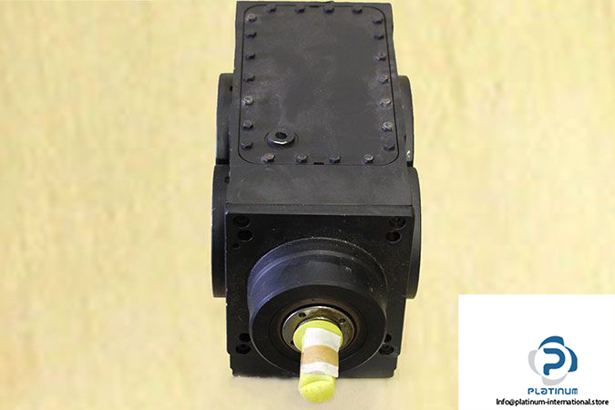 vogel-528-346-1-ksh16_301498-helical-bevel-gearbox-2