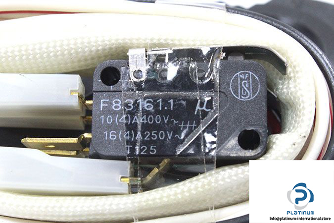 crouzet-f83161-1-miniature-microswitch-2