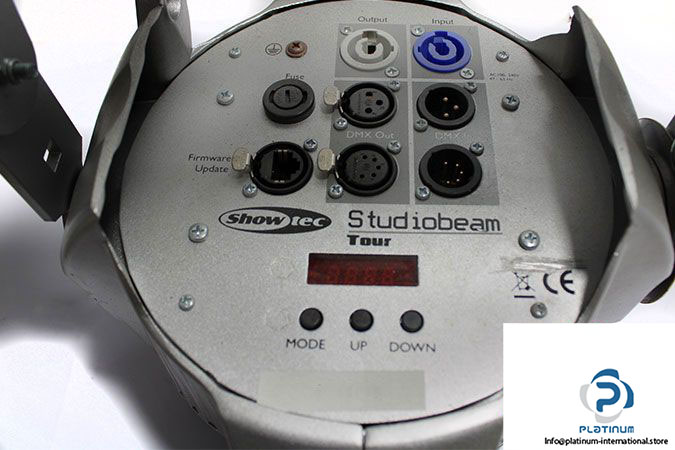 showtec-led-studiobeam-4