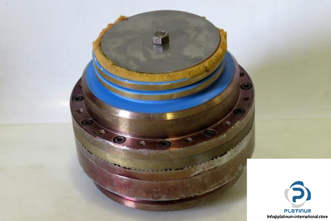 electromagnetic-toothed-clutch-zaa1603_675x450