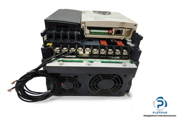 schneider-atv71hd11n4460-variable-speed-drive4_675x450