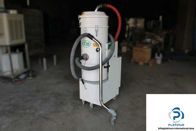 nilfisk-cfm-3306-h-industrial-vacuum-cleaner(used)-1