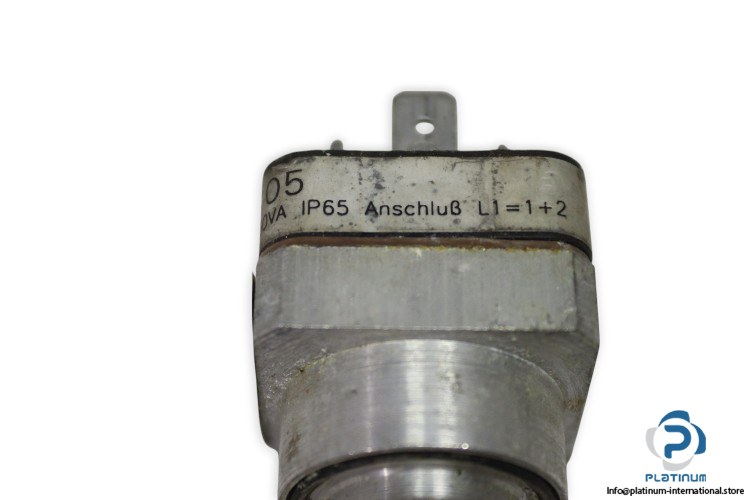 woerner-KFH-F_A_0_X_105-level-switch-(used)-3