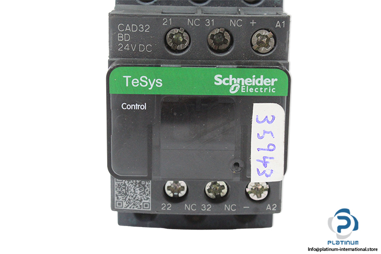 schneider-electric-CAD32BD-control-relay-(New)-1