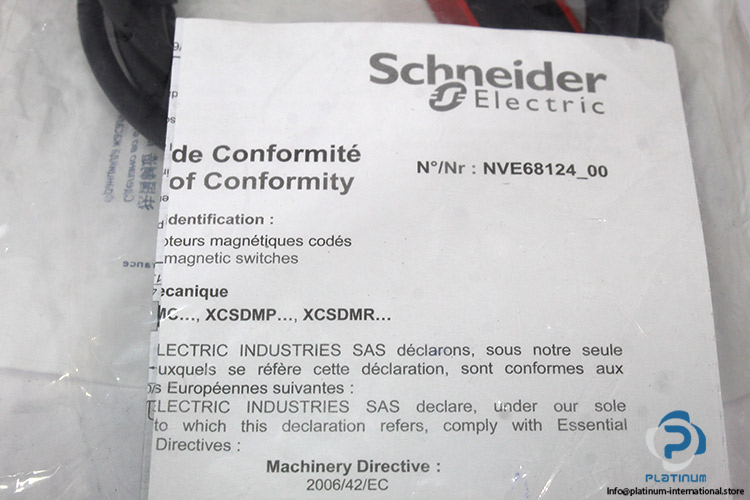 telemecanique-XCSDMP7002-coded-magnetic-switch-(New)-1