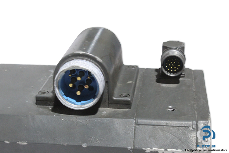siemens-1FT6086-1AF71-1EH1-291V-synchronous-motor-(used)-2