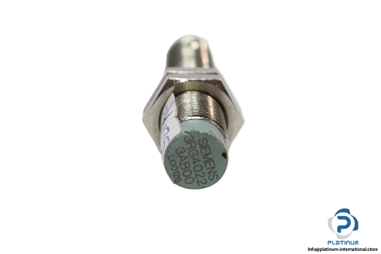 siemens-3RG4022-3AB00-inductive-sensor-(New)-1