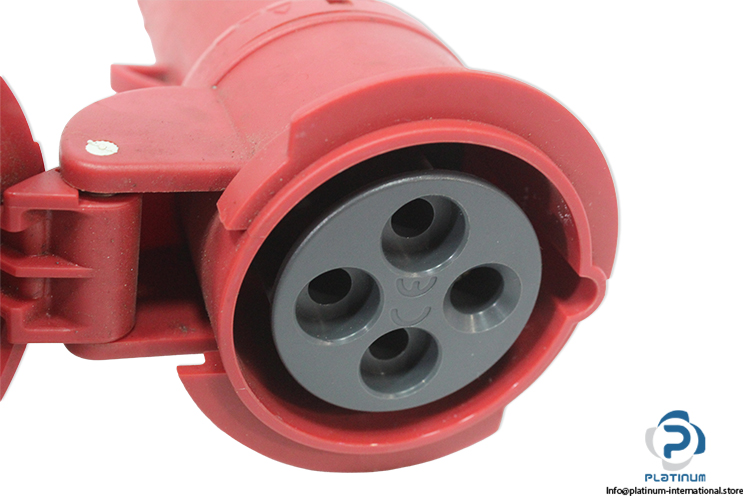 schneider-PKY16M734-socket-outlet-(New)-1