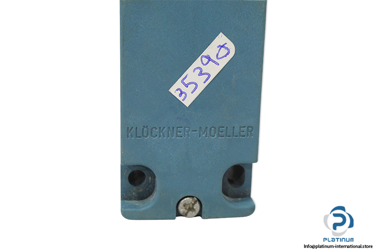 moeller-AT4_11-1_I_ZB-position-switch-(Used)-2