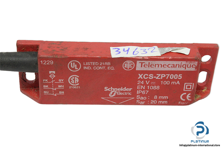 telemecanique-xcs-zp7005-coded-magnetic-switch(used)-1