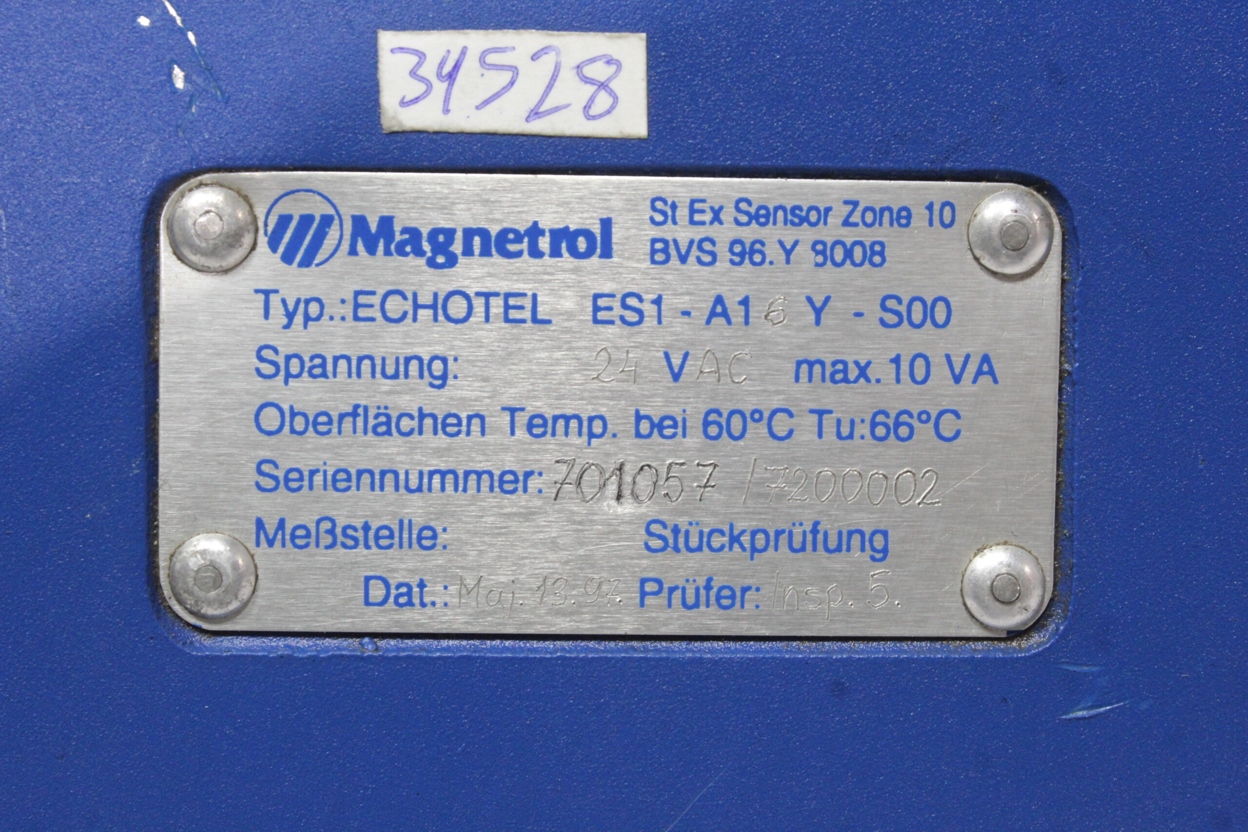magnetrol-ES1-A16Y-S00-ultrasonic-level-switch(used)-2