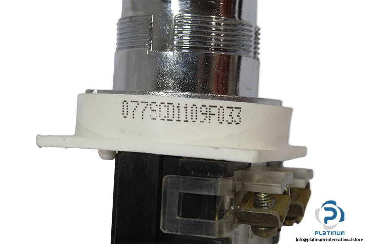 ge-077SCD1109F033-2-position-key-selector-switch-(new)-1
