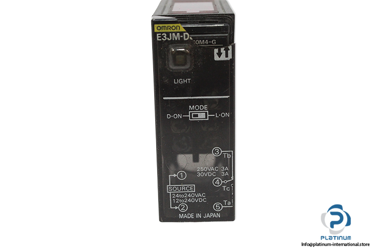 omron-e3jm-ds70m4-g-photoelectric-sensor(new)-1