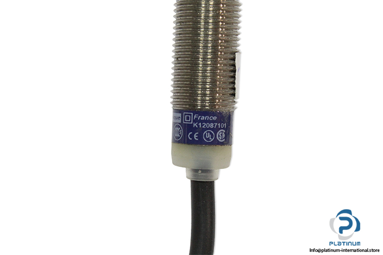 telemecanique-xs612b1mal2-inductive-sensor(new)-1