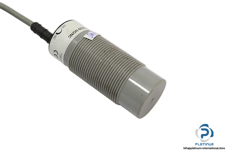 aeco-sc30sp-ae25-no-nc-capacitive-sensor(used)-2