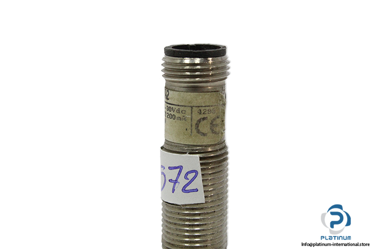 ep-PMA-12-04-PA2-inductive-proximity-sensor-(Used)-4