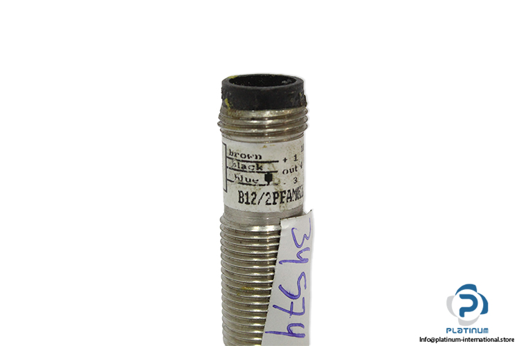 selet-B12-2PFAMKL-C5-inductive-proximity-sensor-(Used)-4