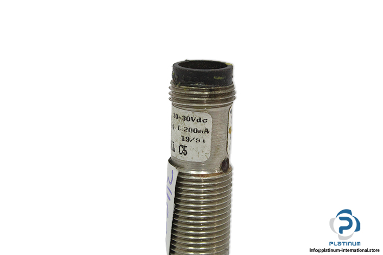 selet-B12-2PFAMKL-C5-inductive-proximity-sensor-(Used)-6