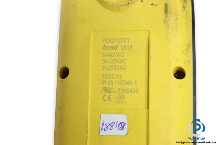 verlinde-POQ1022Y-push-button-pendant-station-used-3