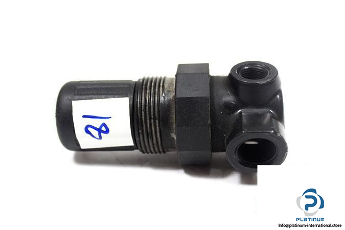 norgren-r07-205-rnmg-minatuer-ported-pressure-regulator3_675x450